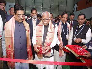 union-ministers-inaugurate-rec-s-green-multiplier-pavilion-at-bharat-electricity-summit